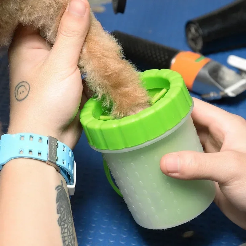 Effortless Automatic Pet Paw Cleaning Cup